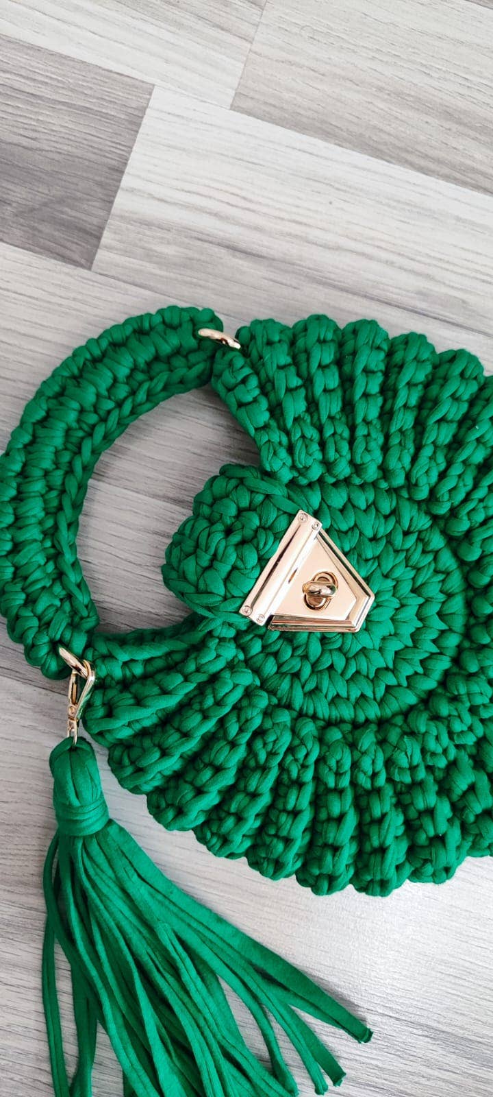 Green Round Mussel Crochet Handmade for Women