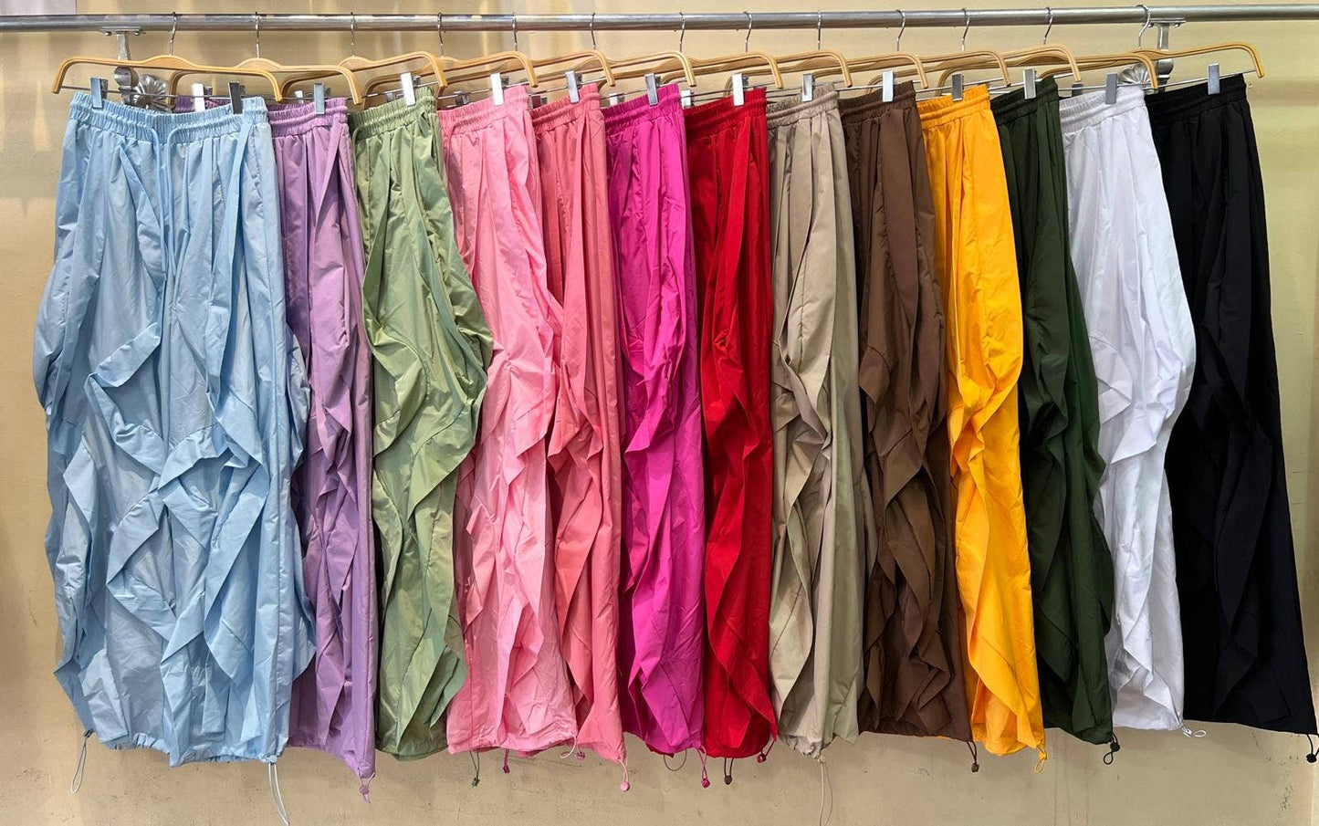 Ruffle Detail Drawstring Pant