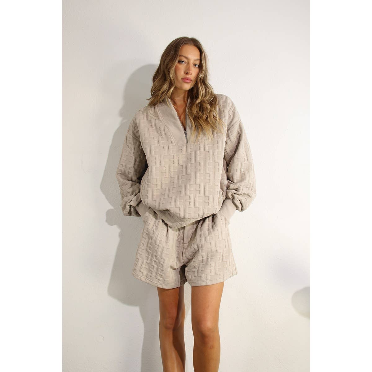 EMBOSSED TOP AND SHORT SET