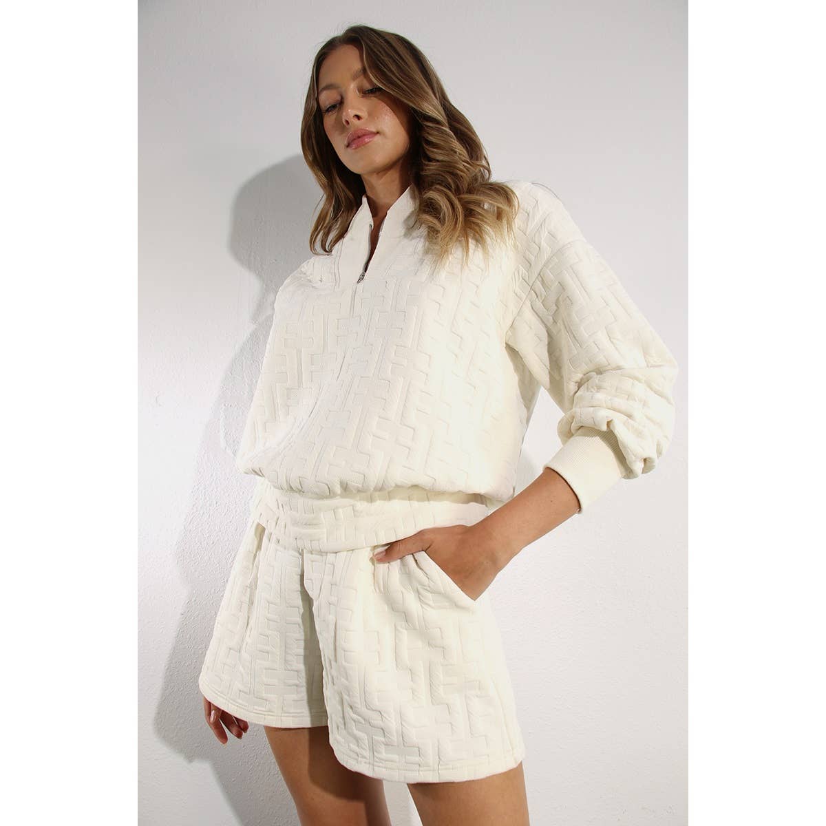 EMBOSSED TOP AND SHORT SET