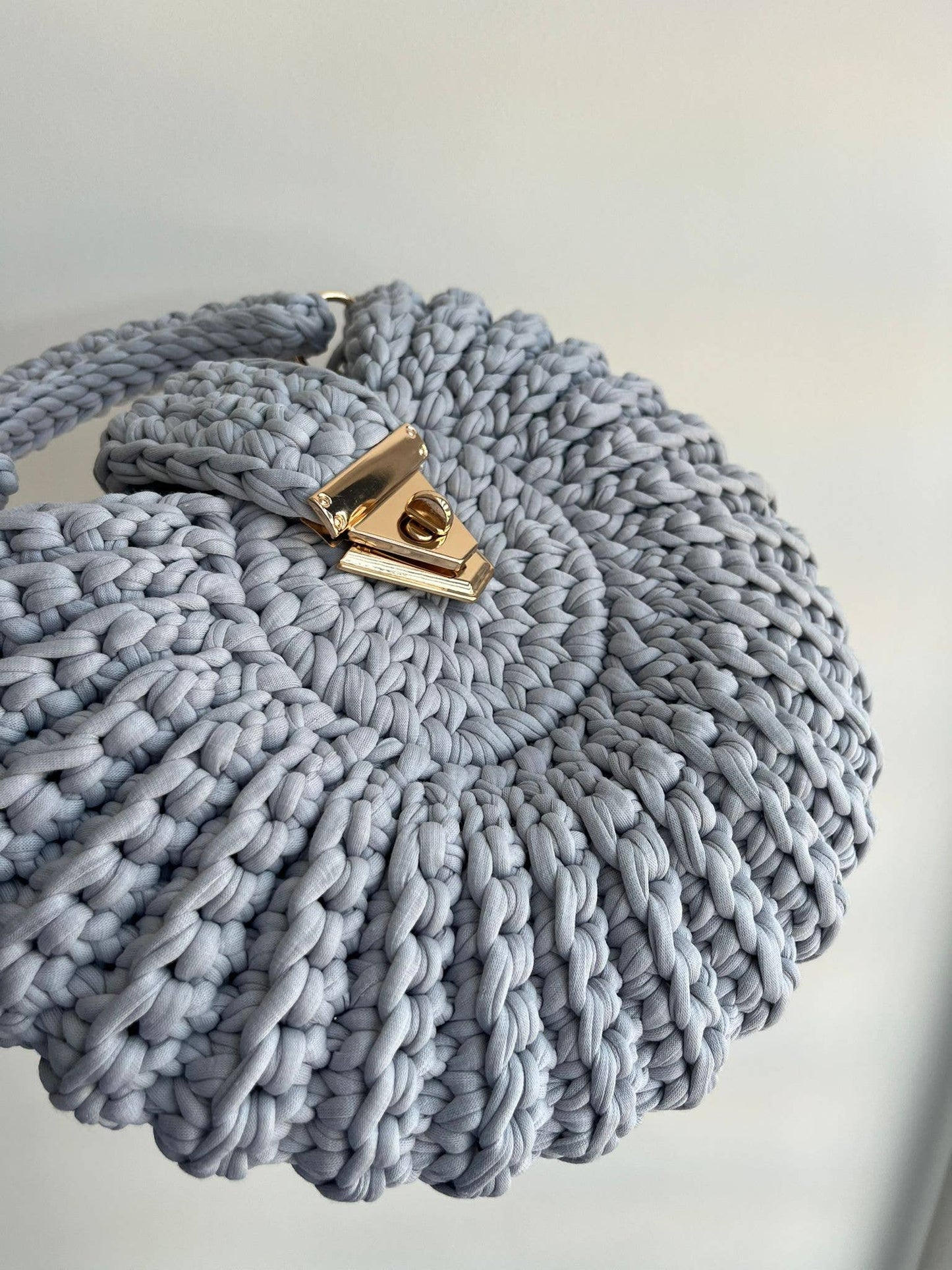 CHQEL Gray mussel Bag for Women Handmade Crochet Purse