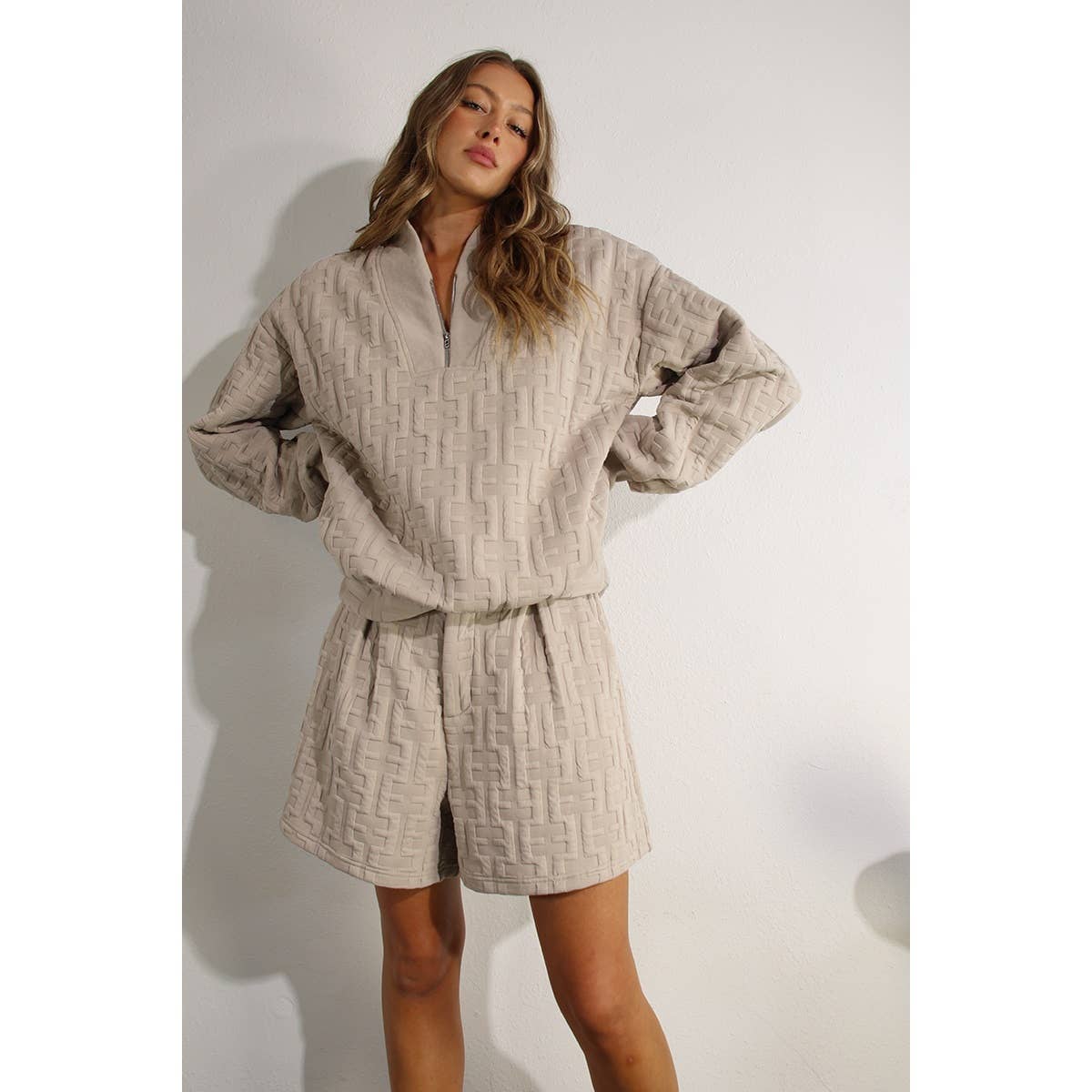 EMBOSSED TOP AND SHORT SET