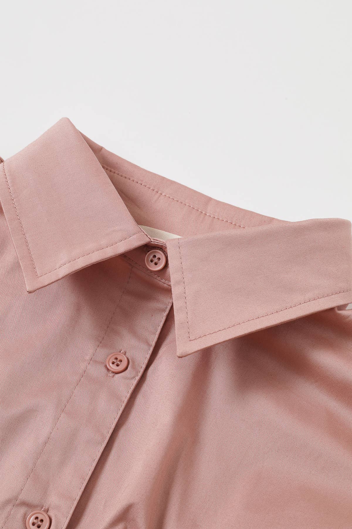Belted Contour Woven Pleated Short Sleeve Top