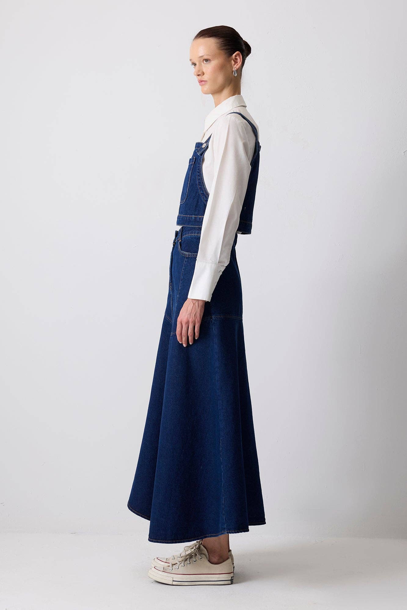 STRUCTURED DENIM CROP TOP WITH POCKET DETAIL