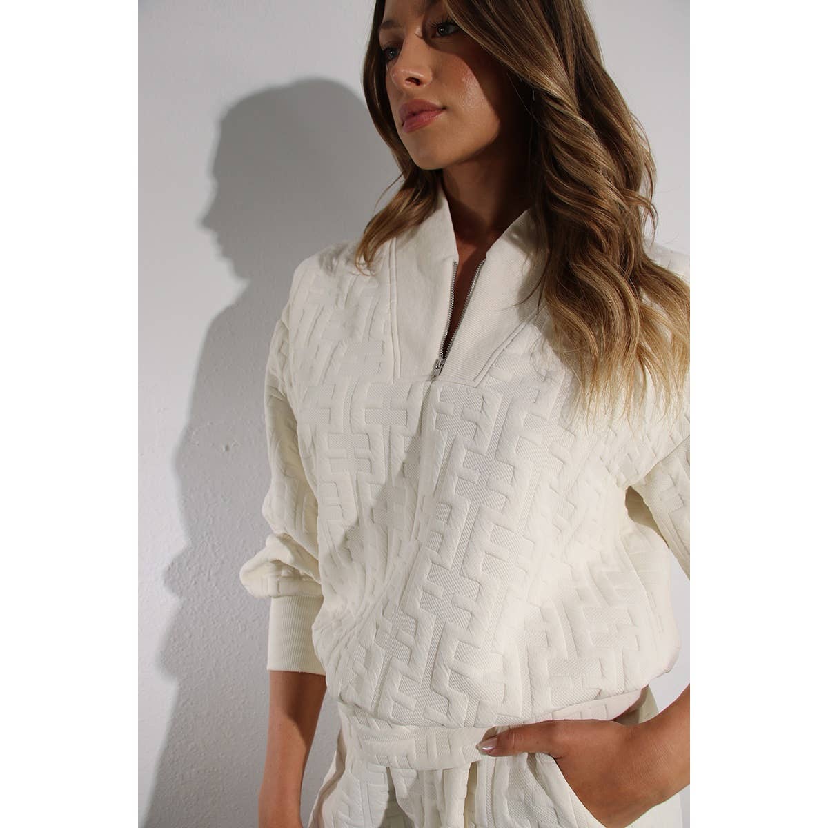 EMBOSSED TOP AND SHORT SET