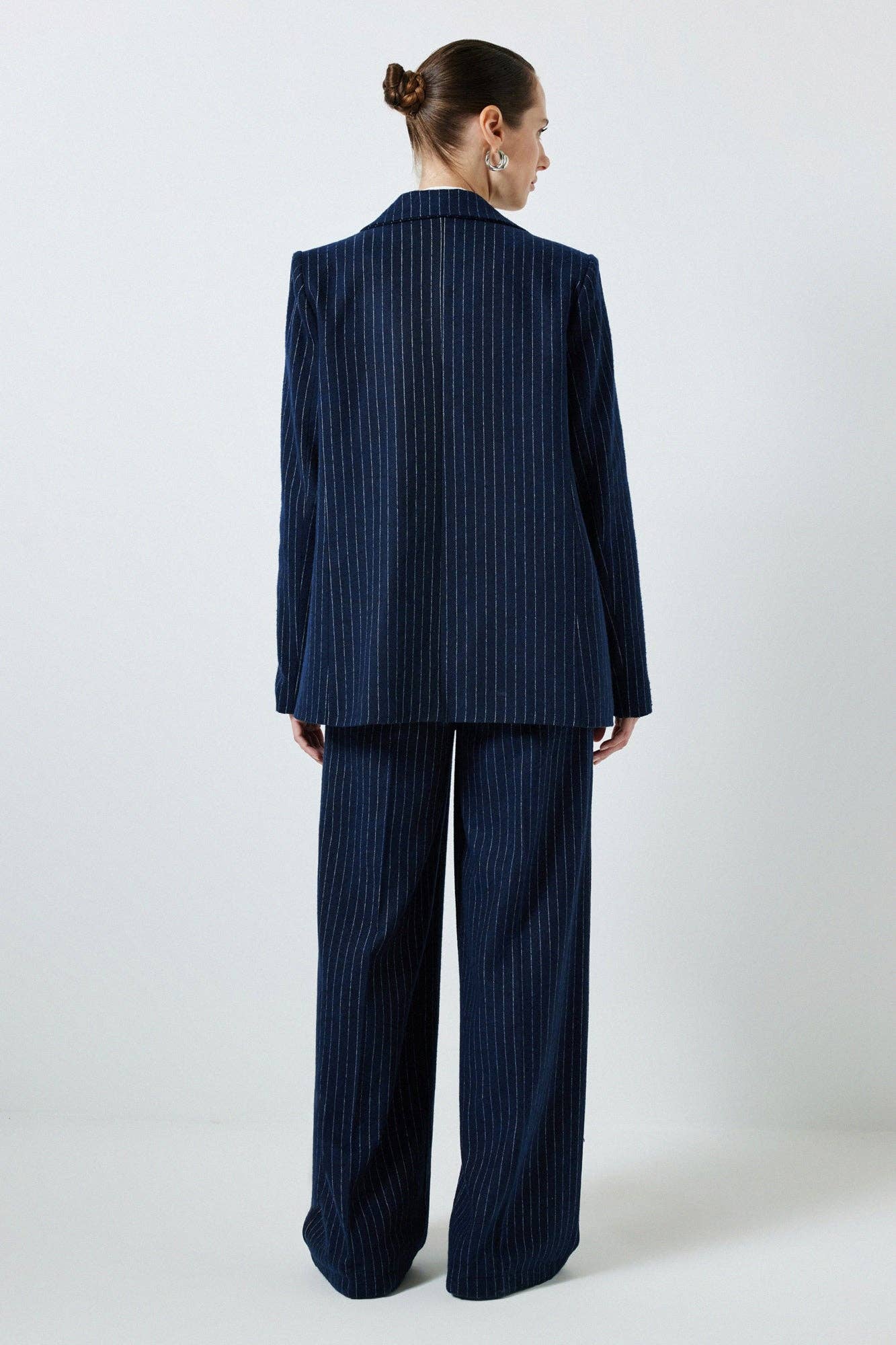 STRIPED 3-PIECE SUIT