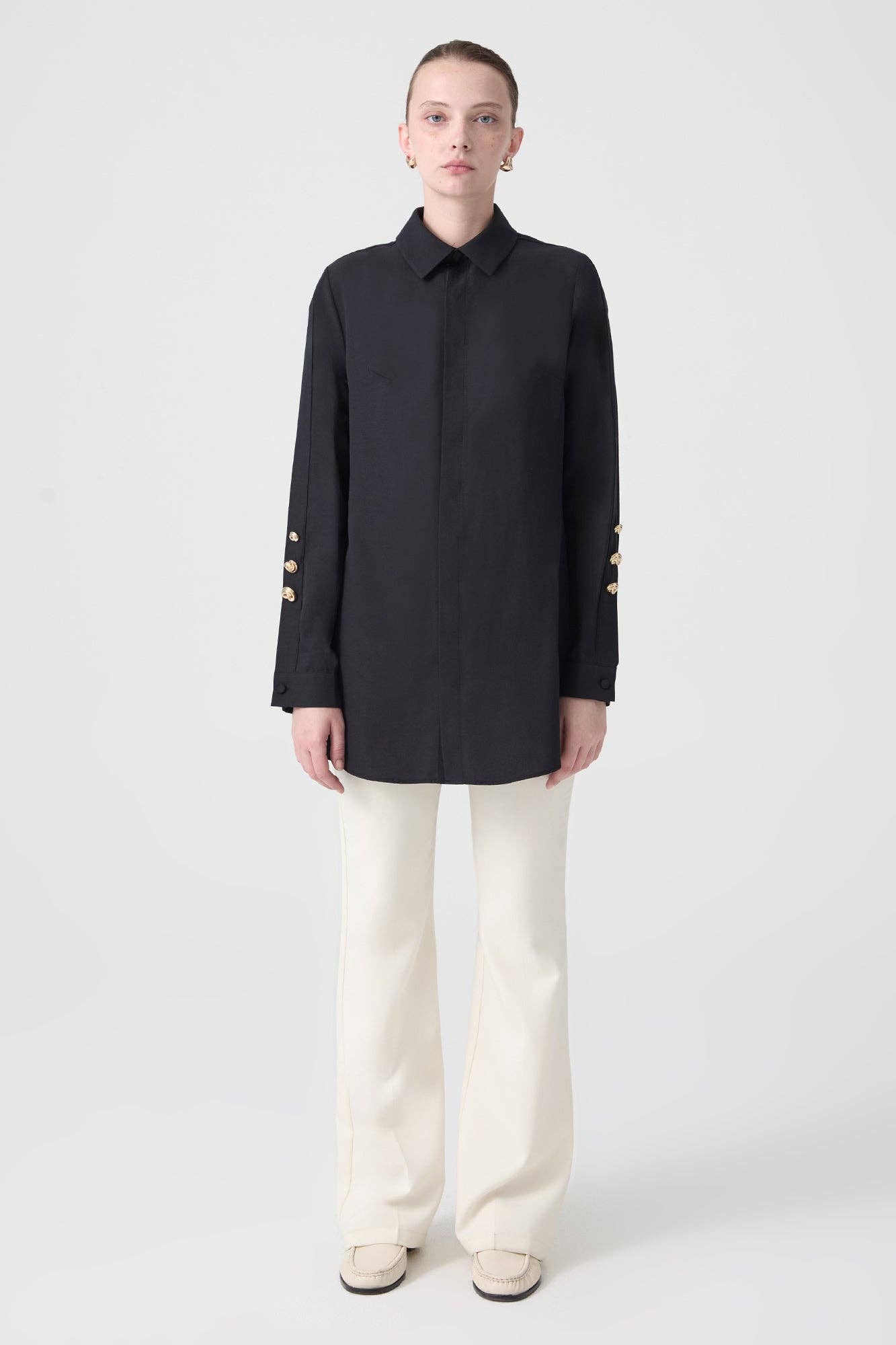 POPLIN SHIRT WITH METAL BUTTON SLEEVES