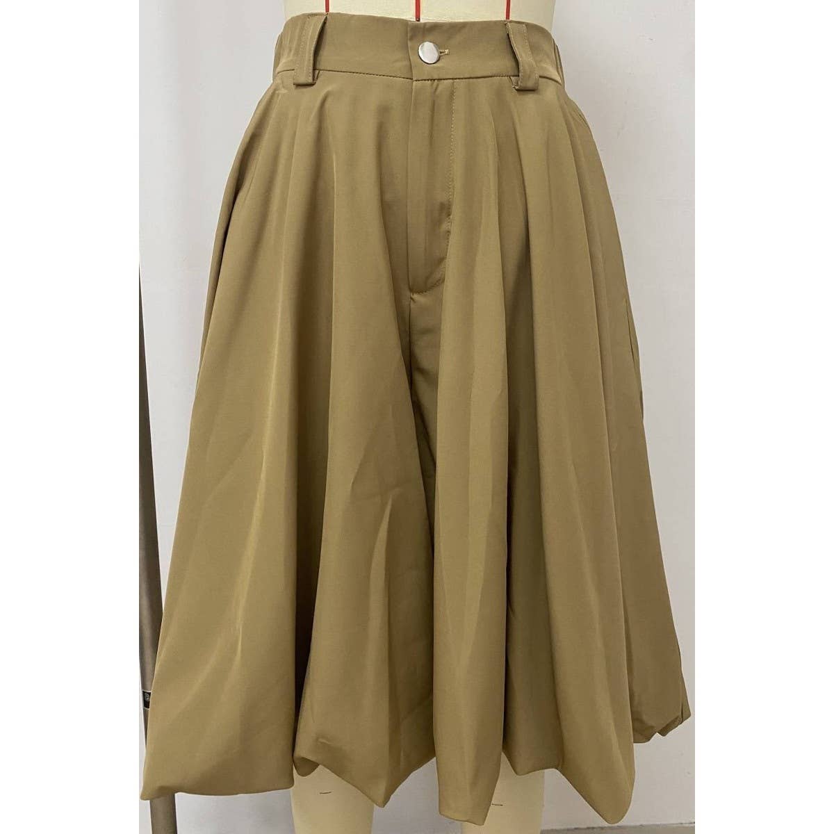 Ovrsized Front Pleats And Baggy Balloon Trouser