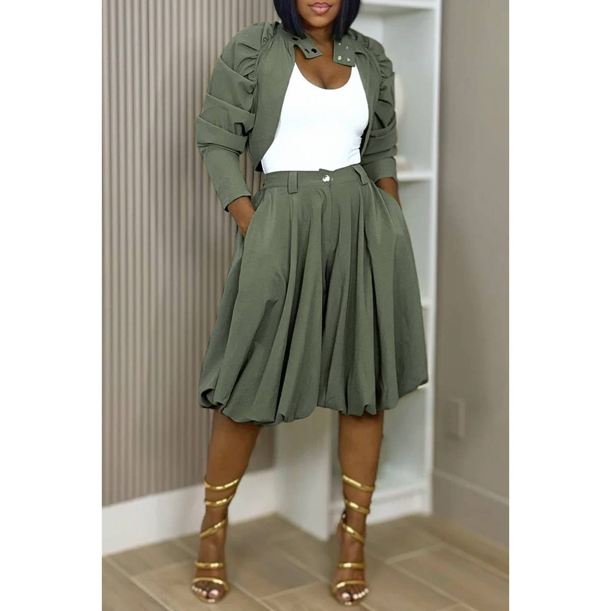 Ovrsized Front Pleats And Baggy Balloon Trouser