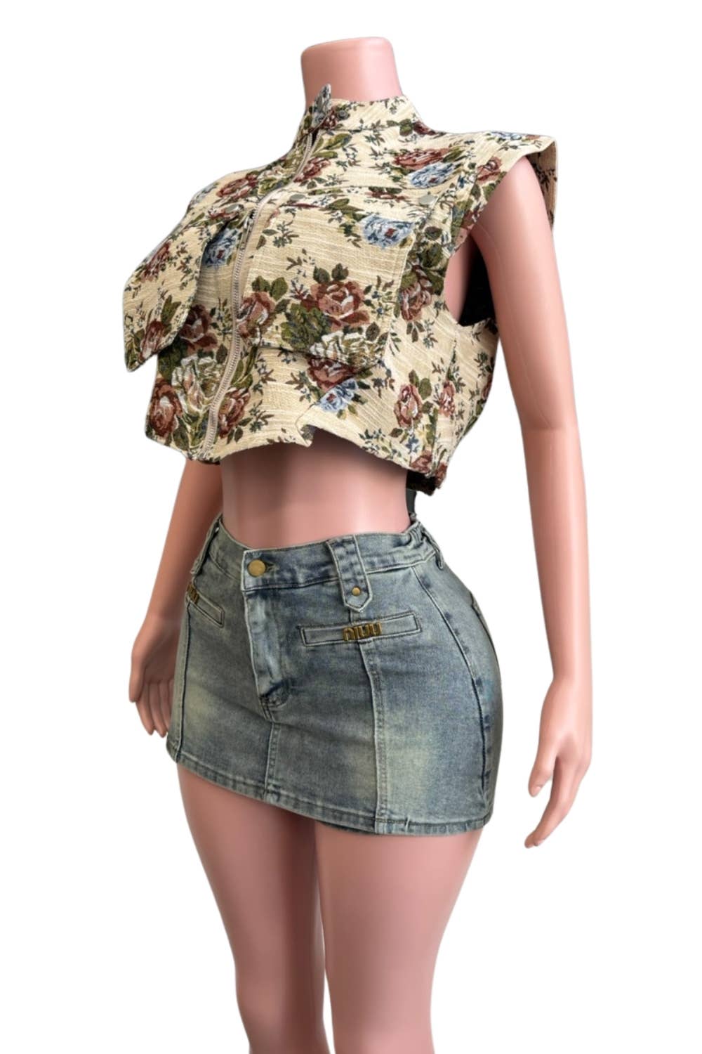 NT1139A Jacquard Floral Zipper Crop Vest