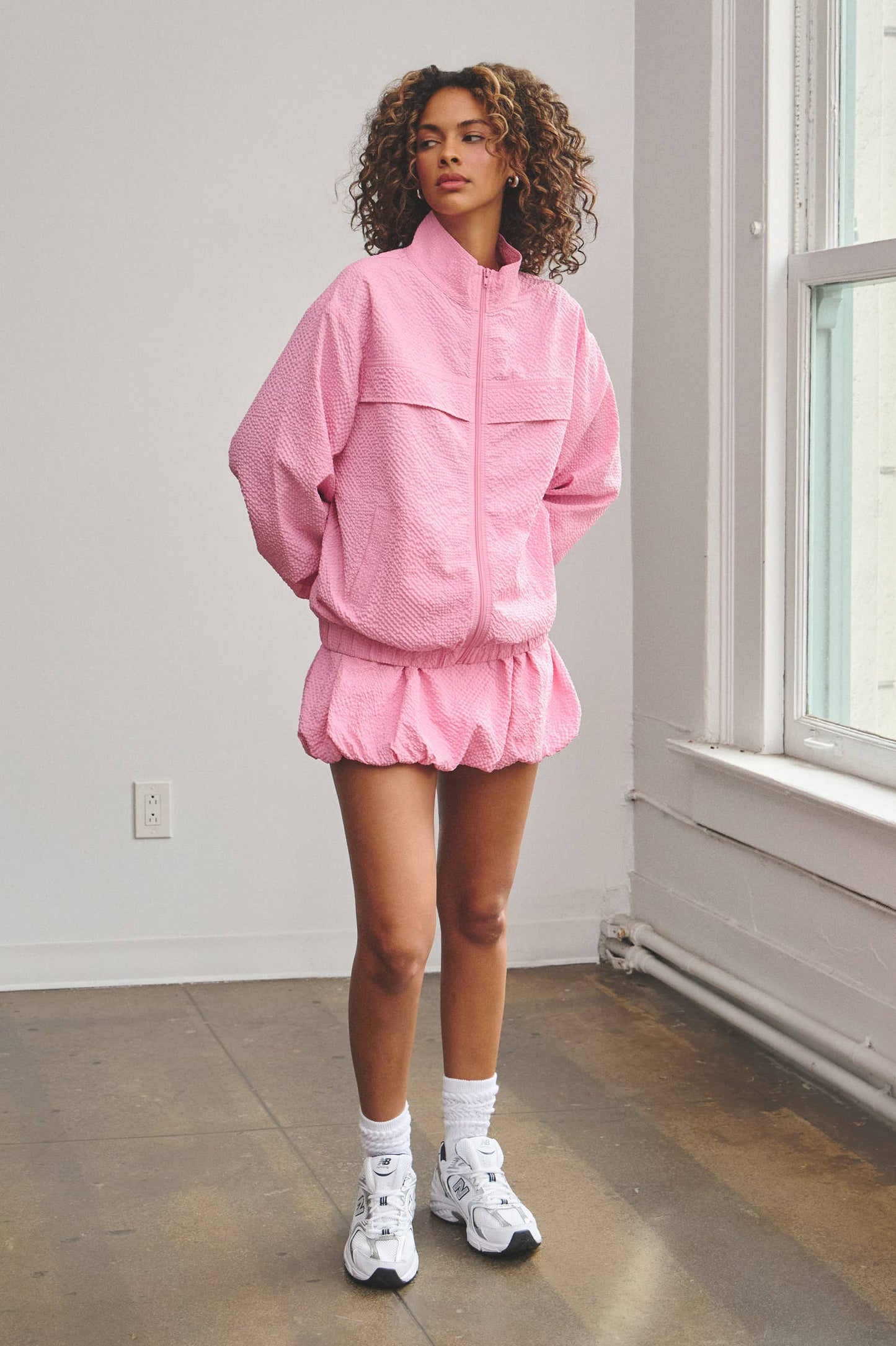 Light textured zip-up jacket w/ bubble skort set